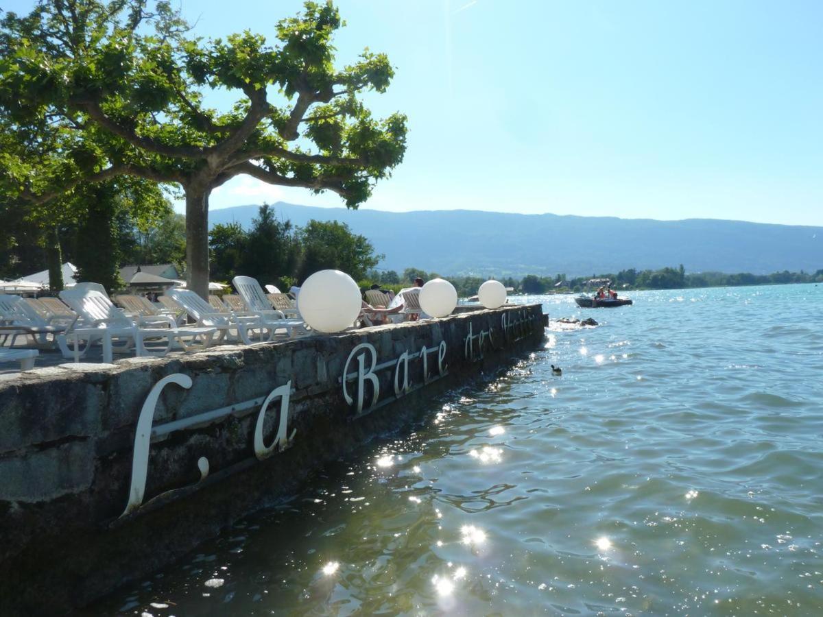 La Baie Des Voiles 3 Chambres 4 A 6 Personnes Au Bord Du Lac Plage Privee Duingt Exterior photo