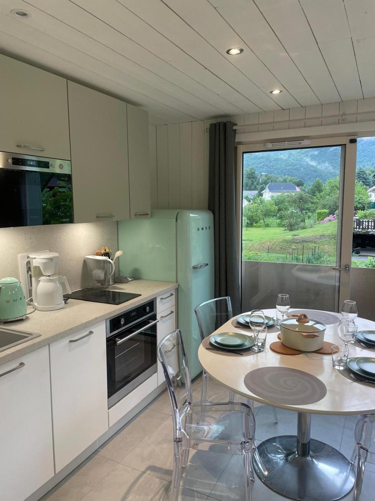La Baie Des Voiles 3 Chambres 4 A 6 Personnes Au Bord Du Lac Plage Privee Duingt Exterior photo